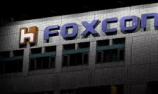 ഫാക്ടറി ശൗചാലയത്തിൽ കൗമാരക്കാരി പ്രസവിച്ചു; നവജാതശിശുവിനെ കഴുത്തറുത്ത് കൊന്നു!