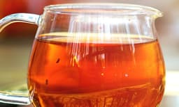 ചായ ‘കളറാണോ?; മായം ചേർത്ത 3,000 കിലോ ചായപ്പൊടി പിടിച്ചെടുത്തു