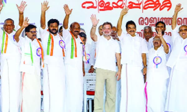 മുഖ്യമന്ത്രി തര്‍ക്കം ; സീനിയര്‍നേതാക്കള്‍ക്ക് കടിഞ്ഞാണിടാന്‍ കെപിസിസി; പരസ്യപ്രസ്താവന അച്ചടക്കലംഘനമായി കണക്കാക്കും