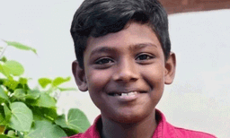 തിരുവനന്തപുരത്ത് തെരുവുനായ കുറുകെ ചാടി; ഓട്ടോ മറിഞ്ഞ് 10 വയസുകാരന് ദാരുണാന്ത്യം 