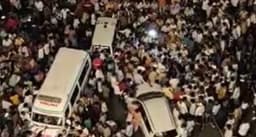 മൂന്ന് വയസ്സുകാരിയെ പീഡിപ്പിച്ചു കൊന്നു; ദേശീയപാതയിൽ മൃതദേഹവുമായി പ്രതിഷേധം