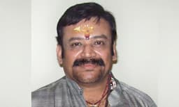 സിനിമാനടന്‍ സന്തോഷ് വിടപറഞ്ഞു ; എം.സി. റോഡില്‍ പുലര്‍ച്ചെ കാറപകടത്തില്‍ അന്ത്യം