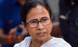 മമത ഒഴിഞ്ഞില്ലെങ്കിൽ പൊലീസിനെ ഉപയോഗിക്കണം: മഹേഷ് ജഠ്മലാനി