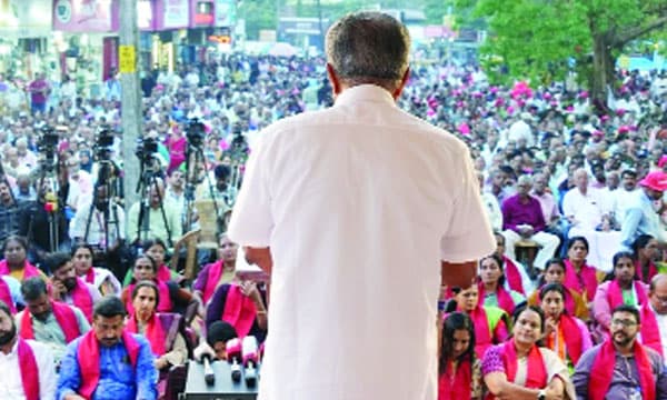 നേതൃത്വത്തിനോടുള്ള പ്രതിഷേധം: 2011ല്‍ പശ്ചിമബംഗാളില്‍ സംഭവിച്ചതിനു സമാനമായ വീഴ്ച ; സി.പി.എമ്മിന് തിരിച്ചുവരവ് അതീവ ദുഷ്‌കരം
