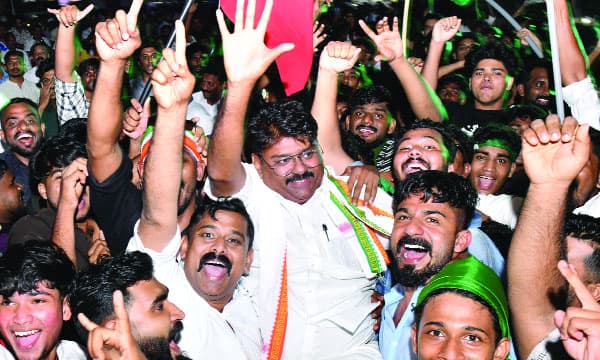 എല്ലാം ഏകോദര സഹോദരങ്ങള്‍ 'മുടിയനായ പുത്രന്‍ തിരികെ വന്നാല്‍ സദ്യയൊരുക്കി സ്വീകരിക്കും' ; കേരളാ കോണ്‍ഗ്രസ് എമ്മിനെ ക്ഷണിച്ച് അപു