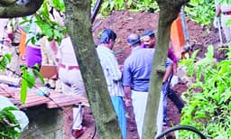 എട്ടു വര്‍ഷം മുമ്പ് പിതാവ് മാത്യുവിനെയും സജി കൊന്നു കുഴിച്ചുമൂടി ; സംശയം സാധൂകരിക്കുന്ന തെളിവുകള്‍ ലഭിച്ചതായി സൂചന