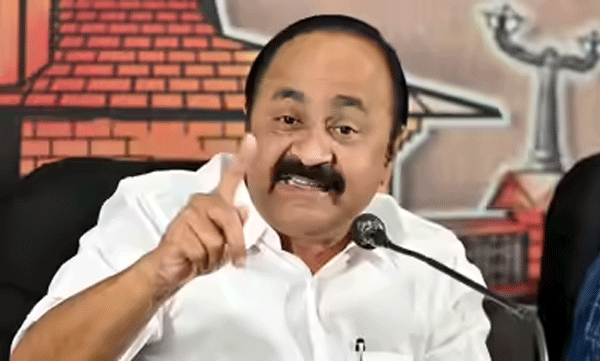 വിഡി സതീശൻ മുഖ്യമന്ത്രി ആകാൻ ആലുവ മണപ്പുറം മഹാദേവ ക്ഷേത്രത്തിൽ പ്രത്യേക പൂജകള്‍