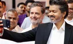 രാഹുൽ-വിജയ് റീൽസ് തടഞ്ഞു; കേന്ദ്രം രാഹുൽ ഗാന്ധിയെ സോഷ്യൽ മീഡിയയിൽ അടിച്ചമർത്തുന്നുവെന്ന് കോൺഗ്രസ്