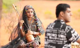 റീയൽ കേരള സ്റ്റോറിയുമായി തമിഴ് മൊഴി : പ്രൊമോ സോംഗ് റിലീസ് 21 - ന്
