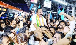 പ്രതിപക്ഷ നേതാവായി അഞ്ചു വര്‍ഷത്തെ പോരാട്ടം ;  വി.ഡി. സതീശനെ തന്നെ ഹൈക്കമാന്റ് വിശ്വസിച്ചു