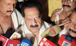 സതീശന് ആശംസകള്‍, മന്ത്രിസഭയിൽ ആര് വേണമെന്ന് തീരുമാനിക്കുന്നത് മുഖ്യമന്ത്രി: മൗനം വെടിഞ്ഞ് ചെന്നിത്തല