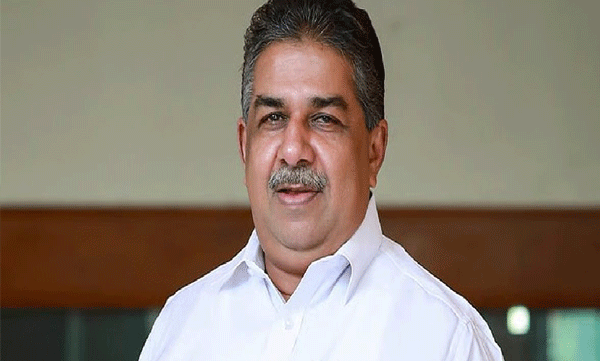 വി ഡി സതീശൻ മുഖ്യമന്ത്രിയായത് ലീഗിന്റെ സമ്മർദ്ദം മൂലമല്ല; വർഗീയ വിഭജനത്തിന് ബി.ജെ.പി ശ്രമിക്കുന്നുവെന്ന് സജി ചെറിയാൻ
