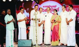 ഓക്‌സിജന്റെ നവീകരിച്ച കാഞ്ഞിരപ്പള്ളി ഷോറൂം ഉദ്‌ഘാടനംചെയ്‌തു