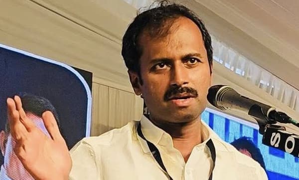 ടേം വ്യവസ്ഥ  പക്ഷപാതമെന്ന് അനൂപ് ജേക്കബ്; സി പി ജോണിന് അഞ്ച് വർഷം നൽകിയതിൽ അതൃപ്തി , കോൺഗ്രസ് നേതൃത്വത്തിന് പരാതി നൽകി