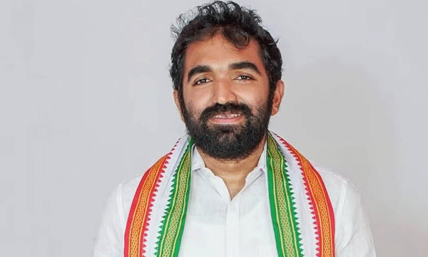 ചാണ്ടി ഉമ്മൻ മന്ത്രിയാകണം'ഇത് കാലഘട്ടത്തിന്റെ ആവശ്യം': ചാണ്ടി ഉമ്മനെ അനുകൂലിച്ച് ഓർത്തഡോക്‌സ് സഭ

