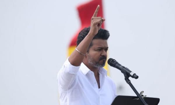 വരുമോ വിജയ്, മുഴങ്ങുമോ വന്ദേമാതരം? സത്യപ്രതിജ്ഞയ്ക്കു സസ്‌പെന്‍സ് ഏറെ