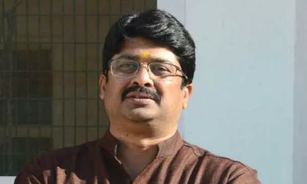 എല്ലാ മുസ്ലീങ്ങളും ഹിന്ദുക്കളായിരുന്നു; ദുർബലരും അത്യാഗ്രഹികളുമാണ് ഇസ്ലാം മതം സ്വീകരിച്ചത്': യുപി എംഎൽഎ 