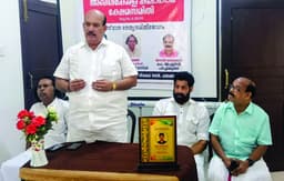 കലാകാരന്‍മാര്‍ക്ക്‌ ക്ഷേമപദ്ധതി വേണം