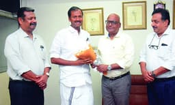 മന്ത്രി അനൂപ്‌ ജേക്കബ്‌ മംഗളം 
ഓഫീസ്‌ സന്ദര്‍ശിച്ചു