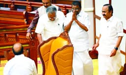 കോണ്‍ഗ്രസിന്റെ ജനകീയമുഖം 
സഭയുടെ നാഥനായി തിരുവഞ്ചൂര്‍