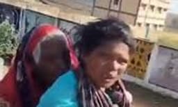 1500 രൂപ പെന്‍ഷന്‍ കൈപ്പറ്റാന്‍ 90 വയസുകാരിയെ ചുമലിലേറ്റി നടന്നത്‌ ഒന്‍പത്‌ കി.മീ