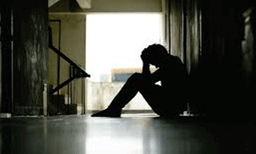പുകവലിക്കുമ്പോള്‍ ഇരിക്കാന്‍ ബെഞ്ചില്ല: പരാതിയുമായി വിദ്യാര്‍ത്ഥി, അധ്യാപകന്റെ പ്രതികരണം ഇങ്ങനെ
