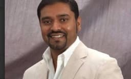 ഡാളസിലെ പ്രമുഖ വ്യവസായിയും കെ.എച്ച്.എസ് മുൻ പ്രസിഡന്റുമായ റെന്നിൽ രാധാകൃഷ്ണൻ അന്തരിച്ചു
