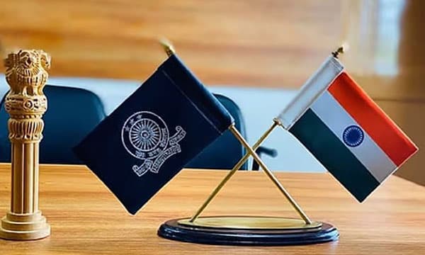 ഇന്നലെ വരെ ഐപിഎസുകാര്‍ ഇരുന്നകസേര ഐഎഎസുകാരന് ; ബി. അശോകിന്റെ നേതൃത്വത്തില്‍ നടന്നത് ശക്തമായ നിയമപോരാട്ടം
