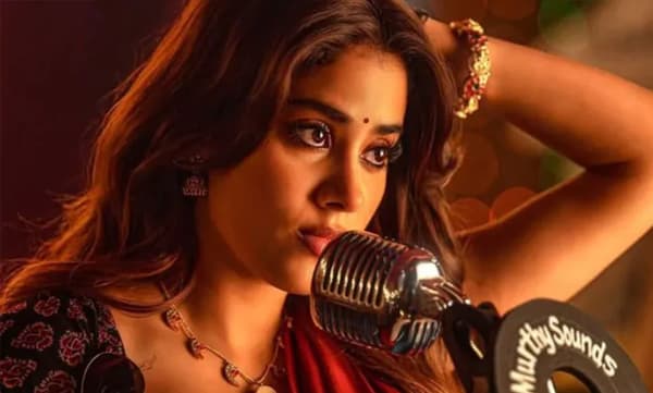 ‘പെദ്ദി’യിലെ സ്ത്രീ വിരുദ്ധതയ്‌ക്കെതിരെ വ്യാപക പ്രതിഷേധം; പോസ്റ്റിന് ലൈക്ക് ചെയ്ത് ജാന്‍വി കപൂറും 
