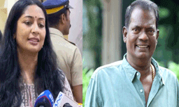 'ബീഡി എടുത്ത് കളയുമ്പോൾ എടീ ഇവിടെത്താടീ എന്ന് പറഞ്ഞ് ചീത്തപറയും'; സലിം കുമാറിനെ അനുസ്മരിച്ച് നവ്യ നായർ
