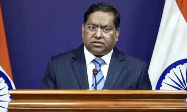 ഇറാനിലുള്ള ഇന്ത്യക്കാർ അടിയന്തരമായി രാജ്യം വിടണം; പുതിയ യാത്രാ മുന്നറിയിപ്പുമായി ഇന്ത്യ