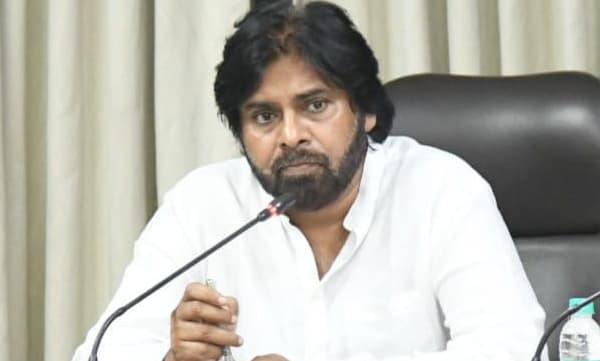 ഉറക്കം വരാതിരിക്കുമ്പോള്‍ ഞാന്‍ ഒരു ഹൊറര്‍ സിനിമ കാണും, പെട്ടെന്ന് എന്റെ മനസ്സ് ശാന്തമാകും; പവന്‍ കല്യാണ്‍ 
