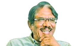 അഭ്രപാളിയിലെ മണ്‍വാസനൈ