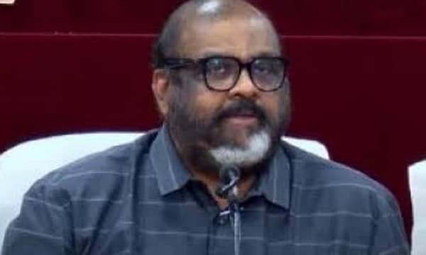 വിനാശകാലേ വിപരീതബുദ്ധി;തെറ്റുകൾ തിരുത്തിക്കൊണ്ടിരിക്കുകയാണല്ലോ..ഇതും തിരുത്തുമായിരിക്കും; സിപി ജോൺ