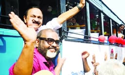 സ്‌ത്രീകള്‍ക്കു സൗജന്യയാത്ര; 'പ്രിയദര്‍ശിനി' ഓടിത്തുടങ്ങി
