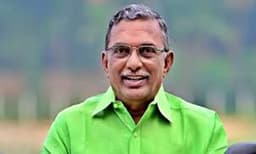 എ. പത്മകുമാറിനെ സസ്‌പെന്‍ഡ്‌ ചെയ്‌തു 