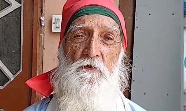 സോഹൻ സിംഗ് ഗിൽ പുലിയല്ല ‘പുപ്പുലി’; 83 വയസ്സിൽ ബിരുദാനന്തര ബിരുദം നേടി പഞ്ചാബ് സ്വദേശി