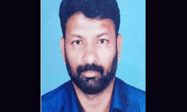 ദളിത് പെൺകുട്ടിയെ  വസ്ത്രം തരാമെന്ന് പറഞ്ഞ്  വീട്ടിൽ വിളിച്ചു വരുത്തി പീഡിപ്പിച്ചു; പാലക്കാട് ലീഗ് നേതാവ് പിടിയിൽ
