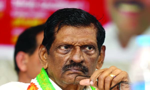 പി.ജെ. ജോസഫിന്‌ ഇന്ന്‌ 85-ാം ജന്മദിനം; പാര്‍ലമെന്ററി രാഷ്ട്രീയത്തില്‍നിന്ന് പടിയിറങ്ങിയ ശേഷമുള്ള ആദ്യ പിറന്നാള്‍