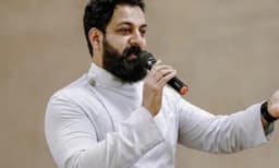 കല്ലറയിലായിരുന്നവർ സുവിശേഷങ്ങളുടെ കലവറയാകണം': ഇന്റർനാഷണൽ പ്രാർത്ഥനാലൈൻ യോഗത്തിൽ റവ. റോബിൻ വർഗീസ്

