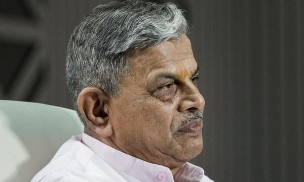 രാമക്ഷേത്ര വിവാദത്തിൽ അങ്ങേയറ്റം വേദനയും ദേഷ്യവുമുണ്ട്'; ഹിന്ദു സമൂഹം ജാഗ്രത പാലിക്കണം: ആർഎസ്എസ്