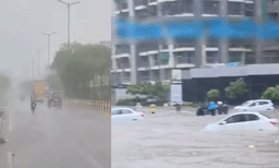 അതിതീവ്രമഴ, മരങ്ങൾ കടപുഴകി വീണ് വീടുകൾ തകർന്നു;  വെള്ളപ്പൊക്ക ഭീഷണിയില്‍ മുംബൈ നഗരം