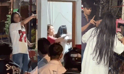 മദ്യാസക്തിയില്‍ ഡൽഹി സ്വദേശിനിയുടെ പരാക്രമം; ഒപ്പമുണ്ടായിരുന്നവരോടും പോലീസിനോടും മോശമായി പെരുമാറി യുവതി, മസൂറിയില്‍ നിന്നുള്ള ദൃശ്യങ്ങള്‍