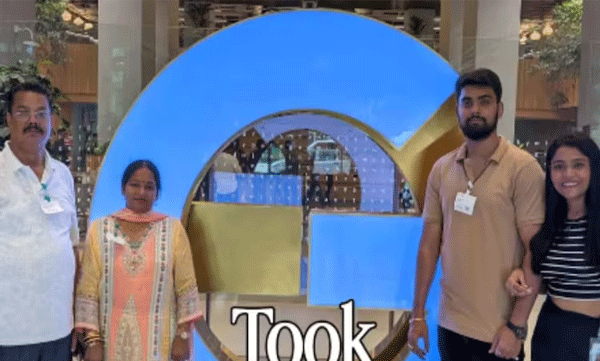 മാതാപിതാക്കളെ ഗൂഗിൾ ഓഫീസിലെത്തിച്ച് യുവതി; മനം നിറയ്ക്കും ഈ കാഴ്ച