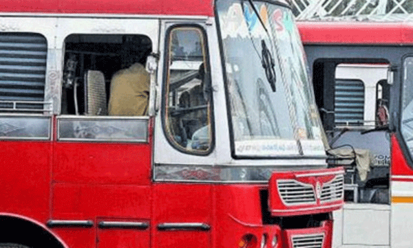 പ്രിയദർശിനി പദ്ധതിയിൽ സ്വകാര്യ ബസുടമകളുടെ പ്രതിഷേധം; മന്ത്രിയുമായി ചർച്ച, തീരുമാനമായില്ലെങ്കിൽ സമരത്തിന്