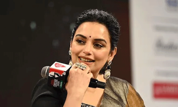 അനുഭവക്കുറവ് മൂലം ഉണ്ടായ തെറ്റുകള്‍ ; തിരുത്തല്‍ നടപടികളിലേക്ക് കടക്കുകയാണെന്ന് നടി ശ്വേതാമേനോന്‍