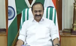 കെ.എസ്.യു. നേതാവിന് അനുമതി മനപ്പൂര്‍വ്വം നിഷേധിച്ചിട്ടില്ല ; തിരക്ക് പറഞ്ഞ് മഞ്ഞുരുക്കാന്‍ മുഖ്യമന്ത്രിയുടെ ഓഫീസ്