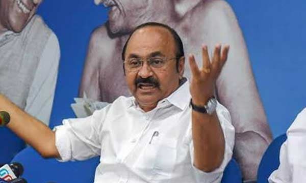 വഖഫ്‌ബോര്‍ഡില്‍ സര്‍ക്കാരിന് വ്യക്തമായ നിലപാടുണ്ട് ; കേന്ദ്രനിയമം നടപ്പാക്കാമെന്ന് പറഞ്ഞത് ഇടതുപക്ഷം