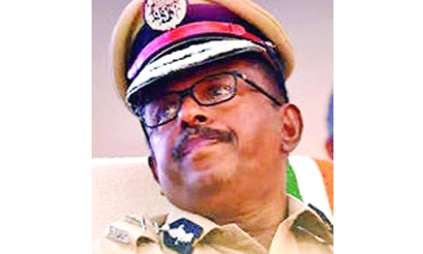എം.ആര്‍. അജിത് കുമാറിന്റെ സസ്‌പെന്‍ഷന്‍ ; 'സ്വരക്ഷ' ഉറപ്പാക്കാന്‍ ഐ.പി.എസുകാര്‍ ; സി.എ.ടി.യെ സമീപിക്കാന്‍ അജിത്കുമാര്‍