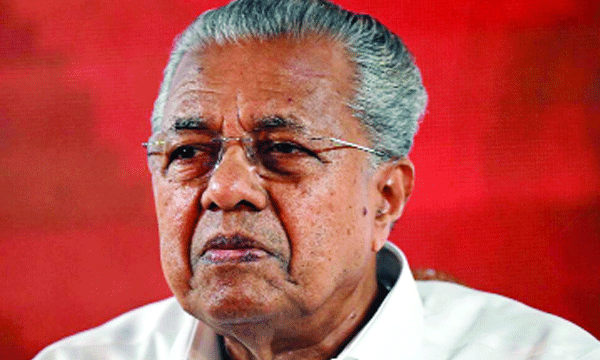 ‘70 ദിവസമായി, വാര്‍പ്പ് പൂര്‍ത്തിയാക്കിയത് ഒമ്പത് വീടുകള്‍ ; ഈ യുഡിഎഫ് എന്താണ് ചെയ്യുന്നത്?’ 
